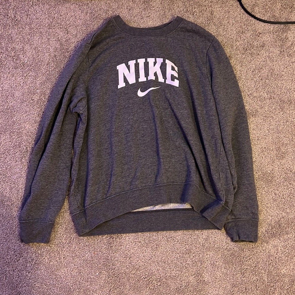 Nike sweatshirt